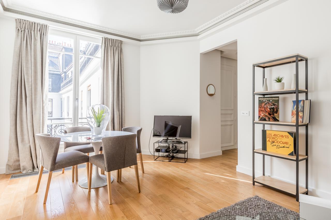 Chic For 4 Champs-elysees Robert Estienne 4